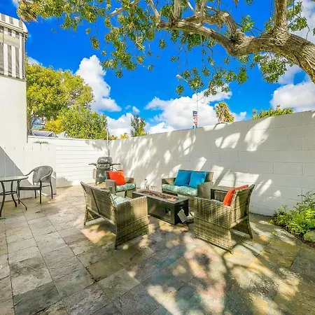 La Jolla Beach Retreat Compound